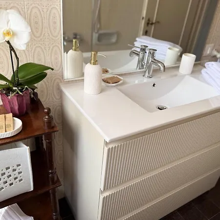 L' Atelier Sui Tetti * 파엔차