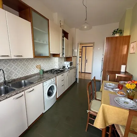 L' Atelier Sui Tetti 파엔차