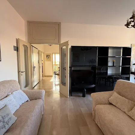 L' Atelier Sui Tetti, Balcone Panoramico In Centro