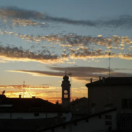 L' Atelier Sui Tetti, Balcone Panoramico In Centro Lejlighed Faenza