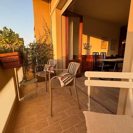L' Atelier Sui Tetti, Balcone Panoramico In Centro Faenza
