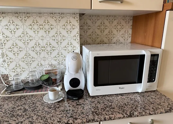 L' Atelier Sui Tetti Фаэнца